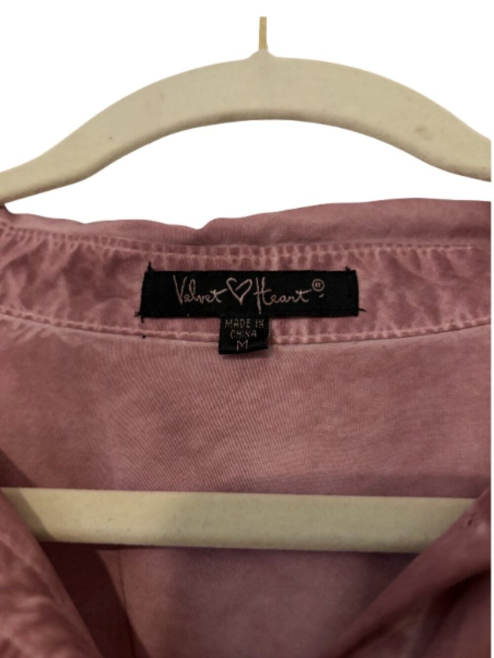 Velvet Heart Short-Sleeved Blouse - Picture 3 of 4